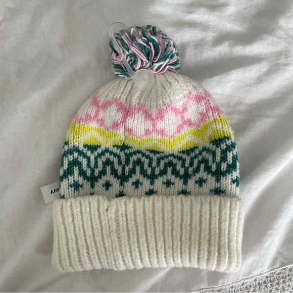 NEW nwt Old Navy Fair Isle Pom Pom Beanie Hat white cream - Picture 3 of 5